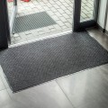 WYCIERACZKA-WEJSCIOWA-MATA-DO-BUTOW-GRUBA-80X120CM-Kod-producenta-MATA-OCIEKACZ-DO-BUTOW-PRAZKI.jpg