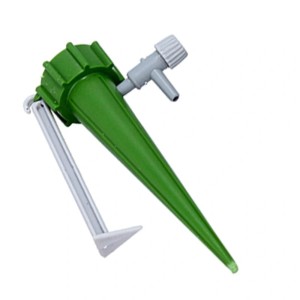 Nawadniacz do roślin z kranikiem mix kolorów ANI3002 CHOMIK