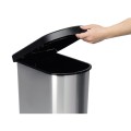 Kosz na śmieci z pedałem mono 50L PASO srebrny met. 1016110264 ROTHO otwieranie.jpg