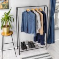 pol_pl_Wieszak-na-ubrania-metalowy-czarny-stojak-podlogowy-garderoba-loft-10486_4.jpg